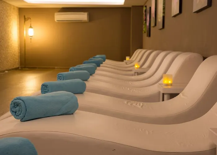 Water Side & Rezort 5*