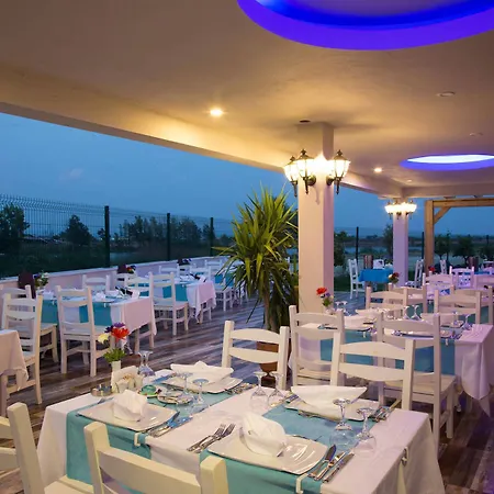 Water Side & Resort 5*