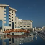 Resort Water Side & 5*