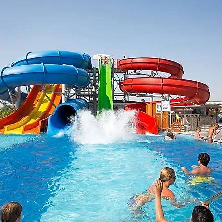 منتجع Water Side &