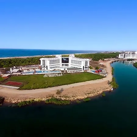 منتجع Water Side &