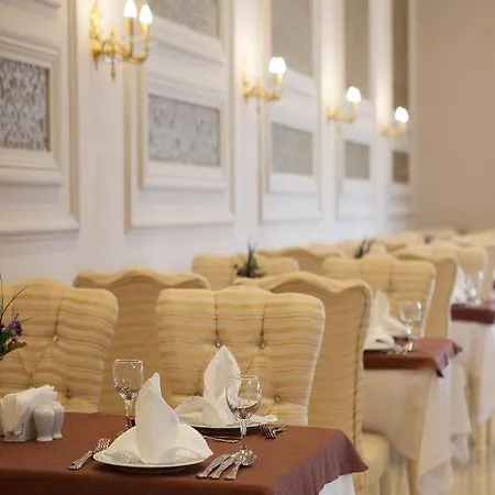 Üdülőközpont Water Side & 5*